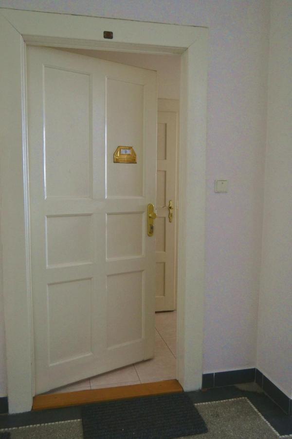 Pravouhla Apartment Prague Exterior photo